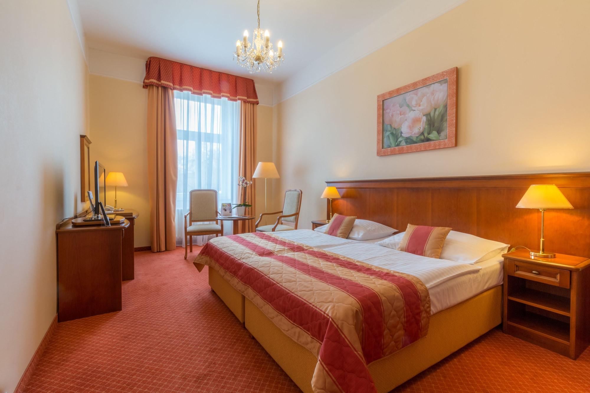 Ensana Centralni Lazne - Maria Spa Mariánské Lázně Kültér fotó