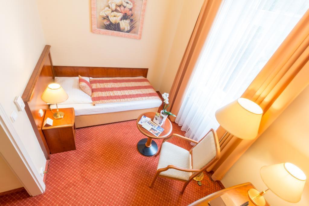 Ensana Centralni Lazne - Maria Spa Mariánské Lázně Kültér fotó