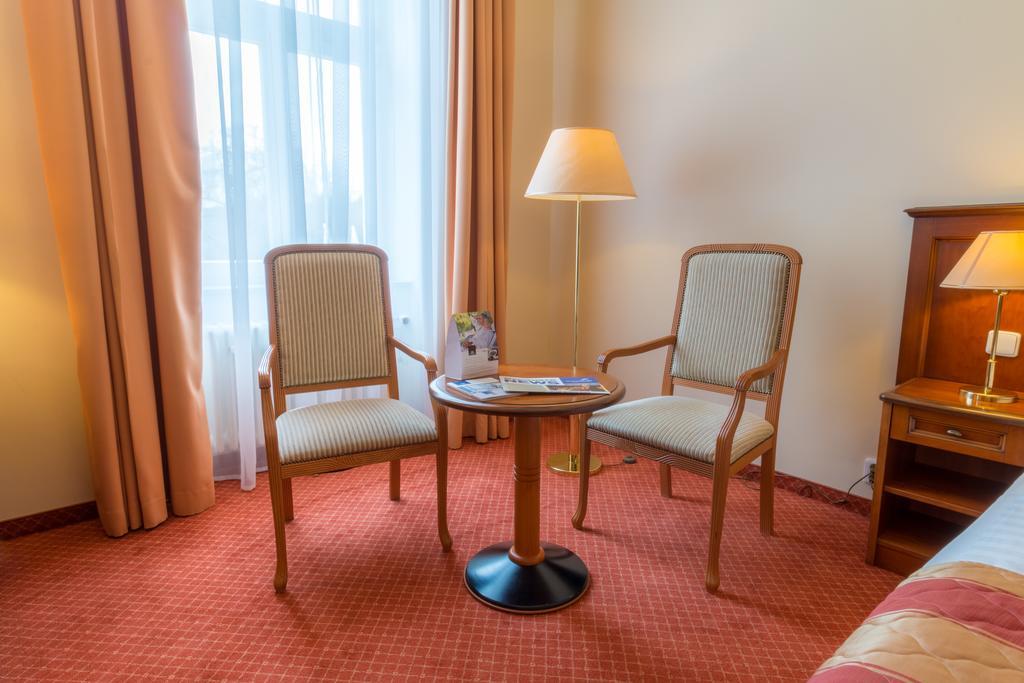 Ensana Centralni Lazne - Maria Spa Mariánské Lázně Kültér fotó